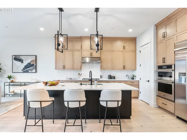 $1,124,000 | 4945 North Adams Court, Camas, WA 98607