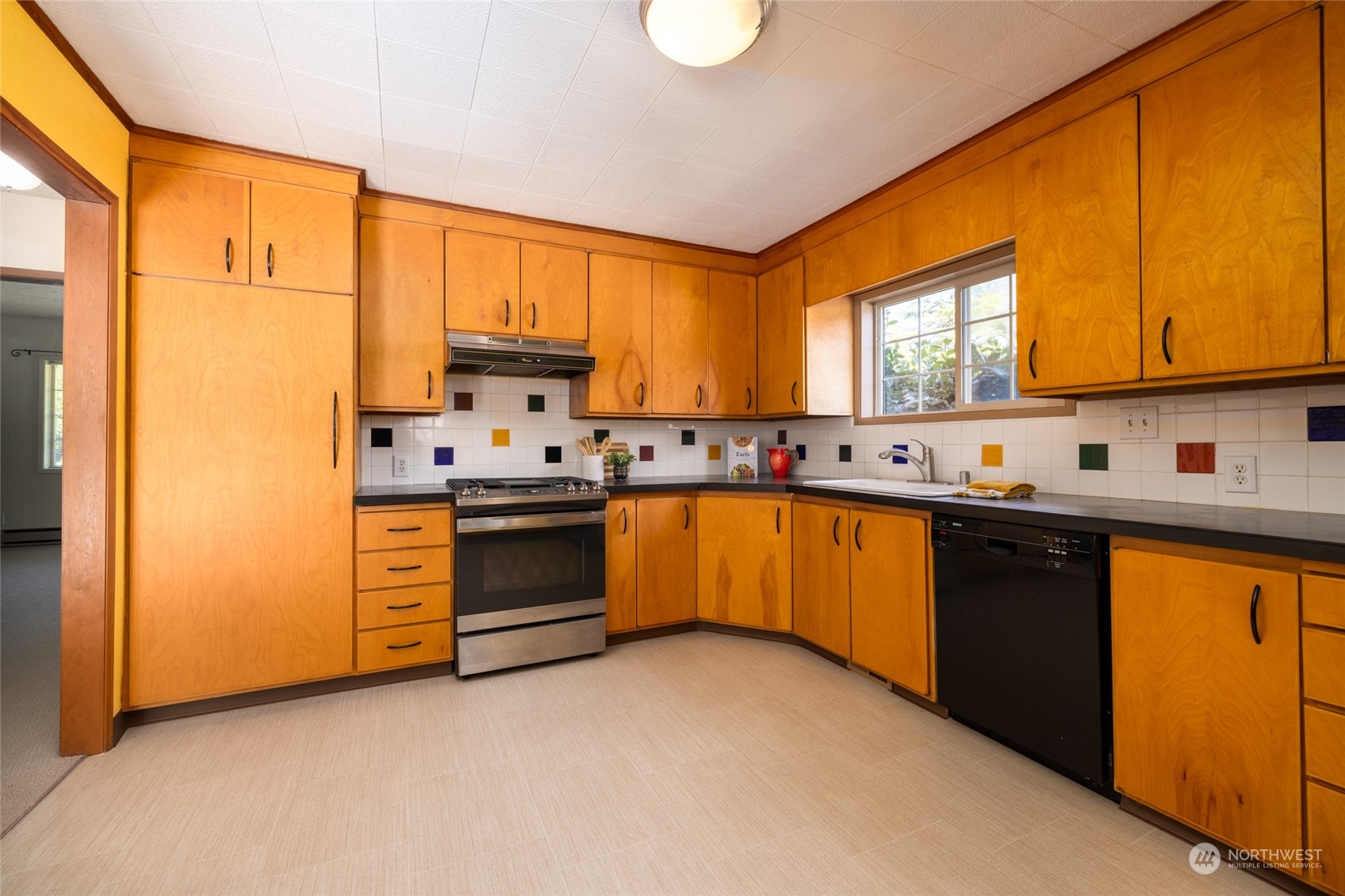 314 Caledonia Street La Conner, WA 98257 - Photo 29 of 34