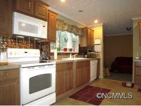285 Jims Branch Road Swannanoa, NC 28778 - Photo 6 of 18 Gallery Image 6