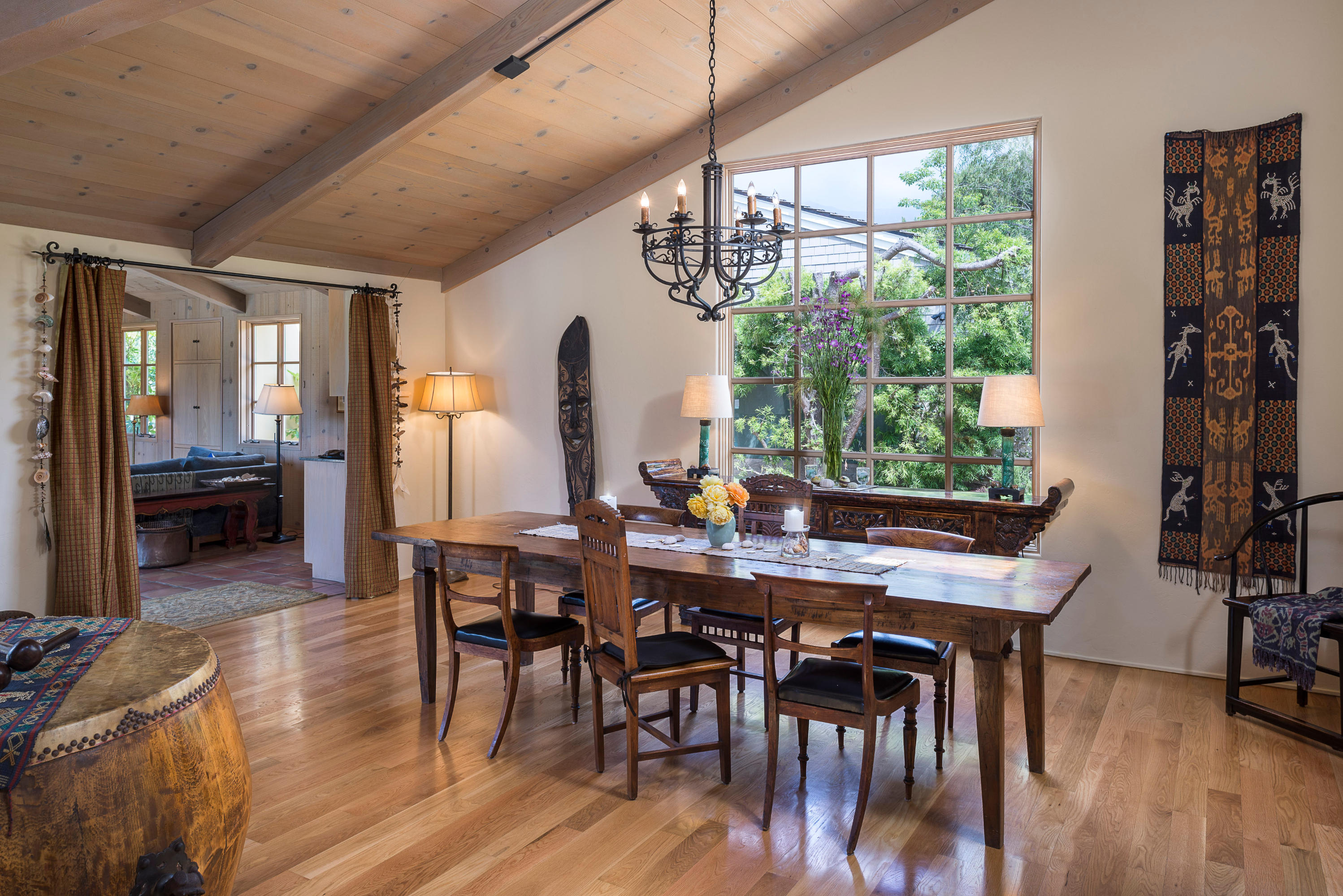321 Santa Rosa Lane Montecito, CA 93108 - Photo 8 of 14 Dining