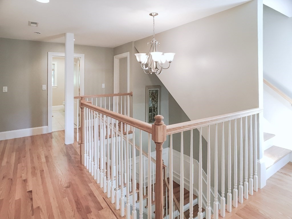 10 Larch Road, Unit 10 Wellesley, MA 02482 - Photo 13 of 26