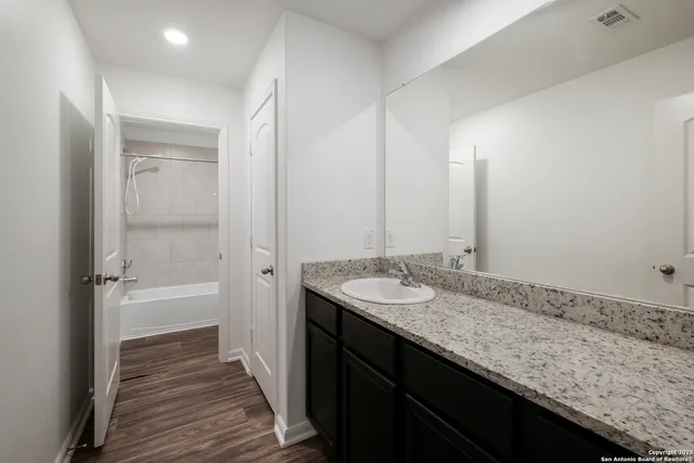 $290,000 | 14926 Harbor Landing, Von Ormy, TX 78073