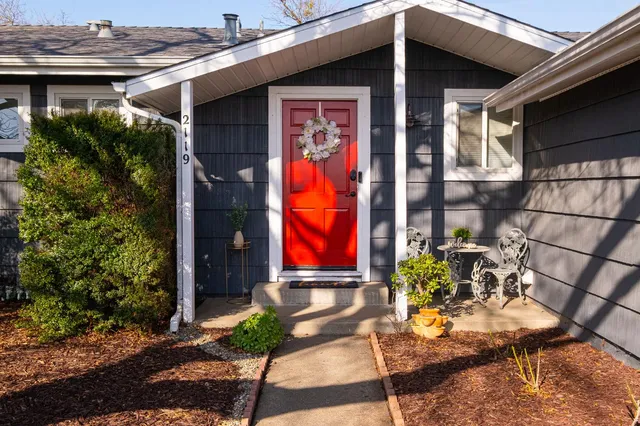 $445,000 | 2119 57th Avenue, Sacramento, CA 95822