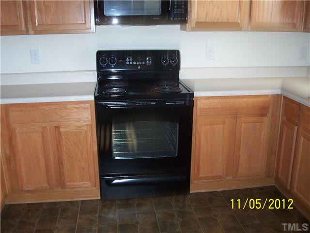 3552 Oneonta Avenue Raleigh, NC 27604 - Photo 13 of 14 Kitchen