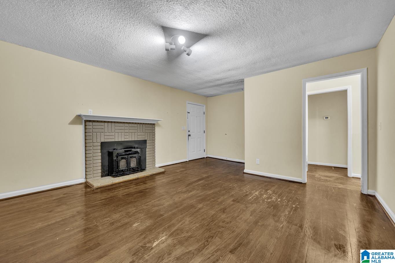 3240 Armstrong Loop Hayden, AL 35079 - Photo 6 of 33