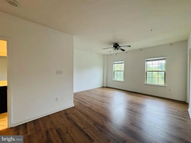 $2,600 | 5822 Oakdale Vlg Road, Ijamsville, MD 21754