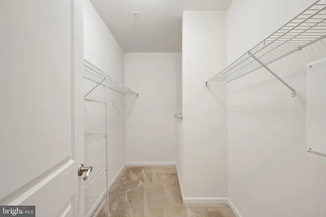 $2,600 | 5822 Oakdale Vlg Road, Ijamsville, MD 21754