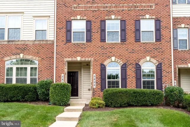 $2,600 | 5822 Oakdale Vlg Road, Ijamsville, MD 21754