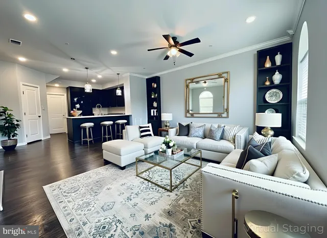 $2,600 | 5822 Oakdale Vlg Road, Ijamsville, MD 21754