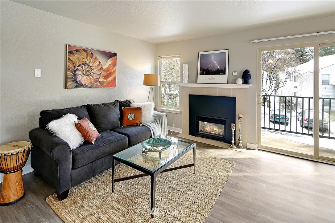 9805 Avondale Road Northeast, Unit U256 Redmond, WA 98052 - Photo 1 of 18 Gallery Image 1