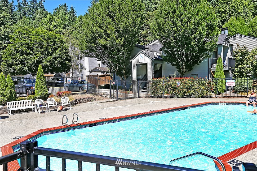 9805 Avondale Road Northeast, Unit U256 Redmond, WA 98052 - Photo 15 of 18 Gallery Image 15