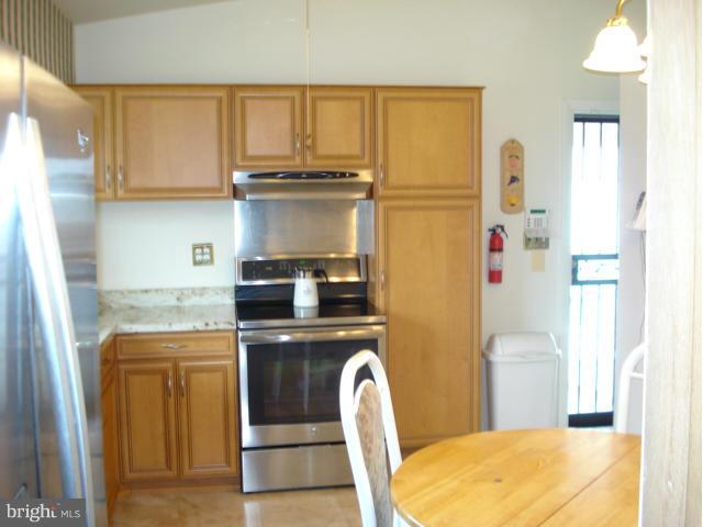 915 Painted Post Road Pikesville, MD 21208 - Photo 11 of 30 Kitchen
