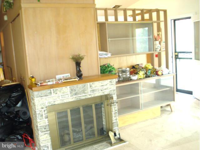 915 Painted Post Road Pikesville, MD 21208 - Photo 4 of 30 Interior (General)