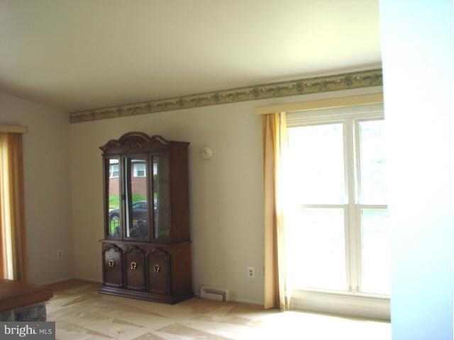 915 Painted Post Road Pikesville, MD 21208 - Photo 6 of 30 Dining Room