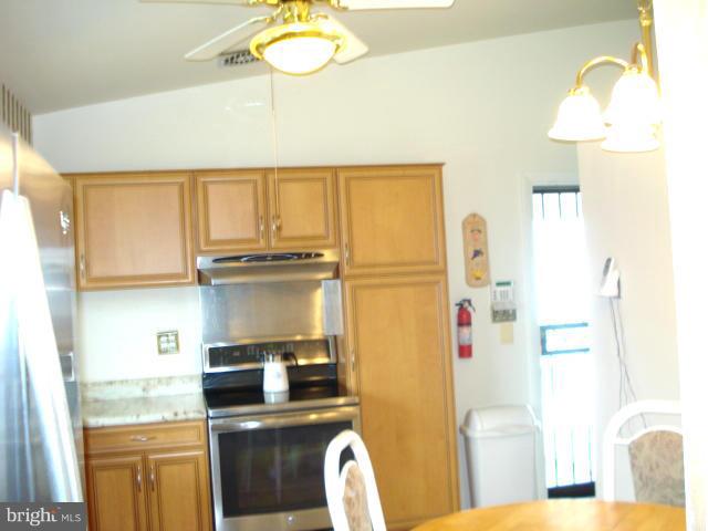 915 Painted Post Road Pikesville, MD 21208 - Photo 7 of 30 Kitchen