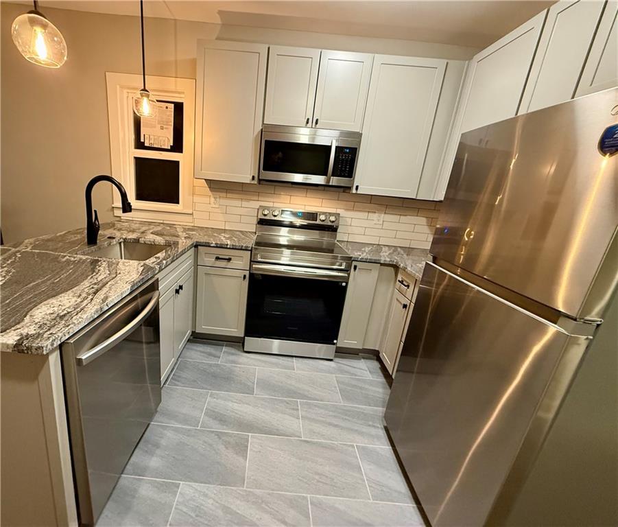 3704 Baltimore Avenue, Unit 2N Kansas City, MO 64111 - Photo 4 of 9