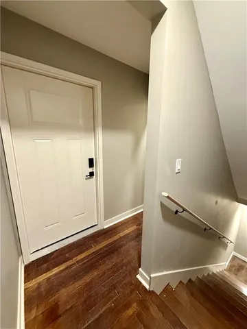 $1,500 | 3704 Baltimore Avenue, Unit 2N, Kansas City, MO 64111