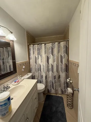 $3,200 | 17652 Northwest 76th Court, Unit 17652, Hialeah, FL 33015