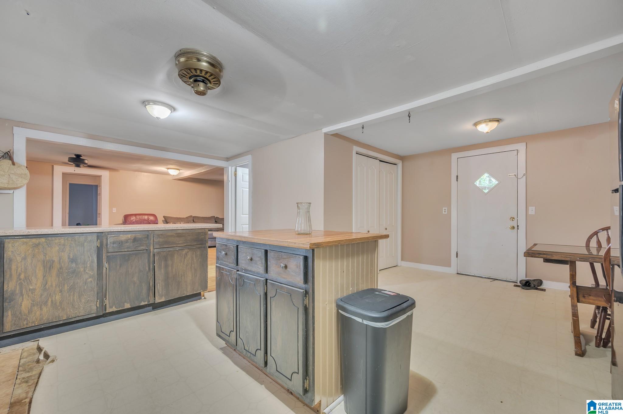 704 Alpine Street Oneonta, AL 35121 - Photo 11 of 28