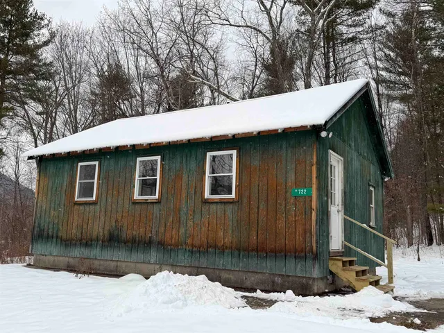 $1,700 | 722 Highway 30, Townshend, VT 05353