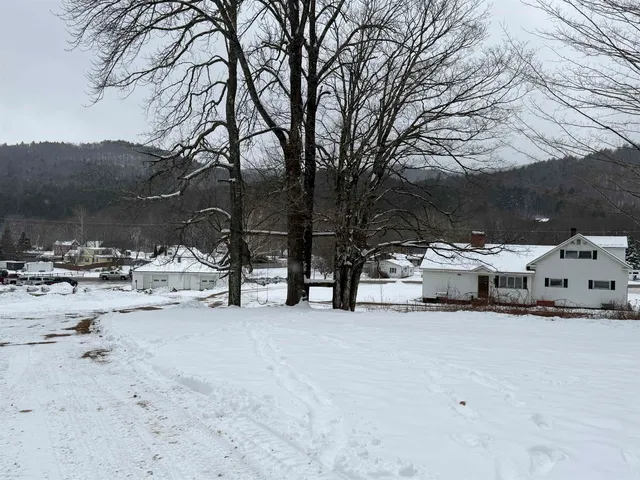 $1,700 | 722 Highway 30, Townshend, VT 05353