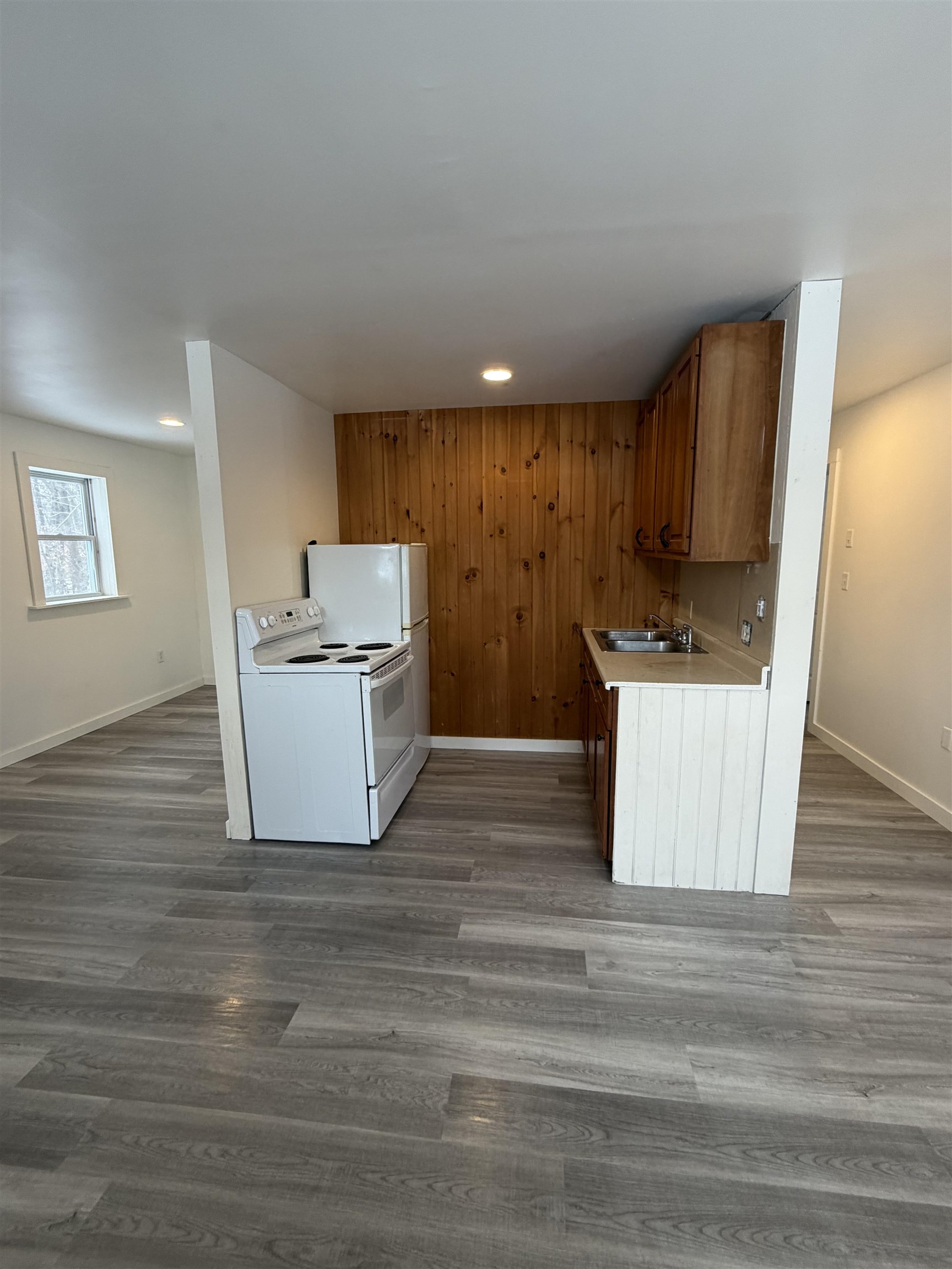 722 Highway 30 Townshend, VT 05353 - Photo 8 of 11