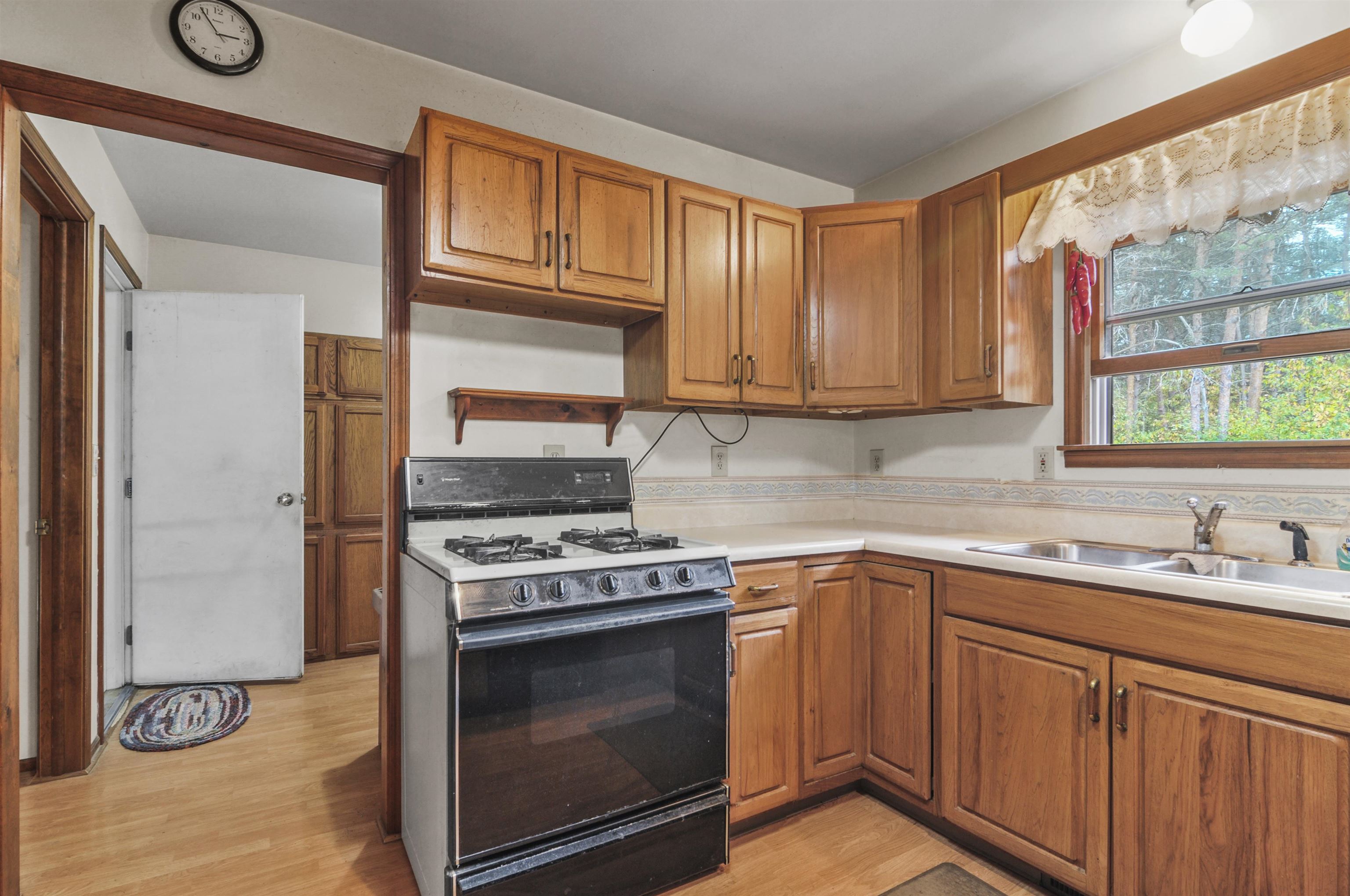 4311 South 39 Road Cadillac, MI 49601 - Photo 6 of 38 1938889-de131c73-6ed0-4bba-8b5a-42d629e8f0b1.JPG