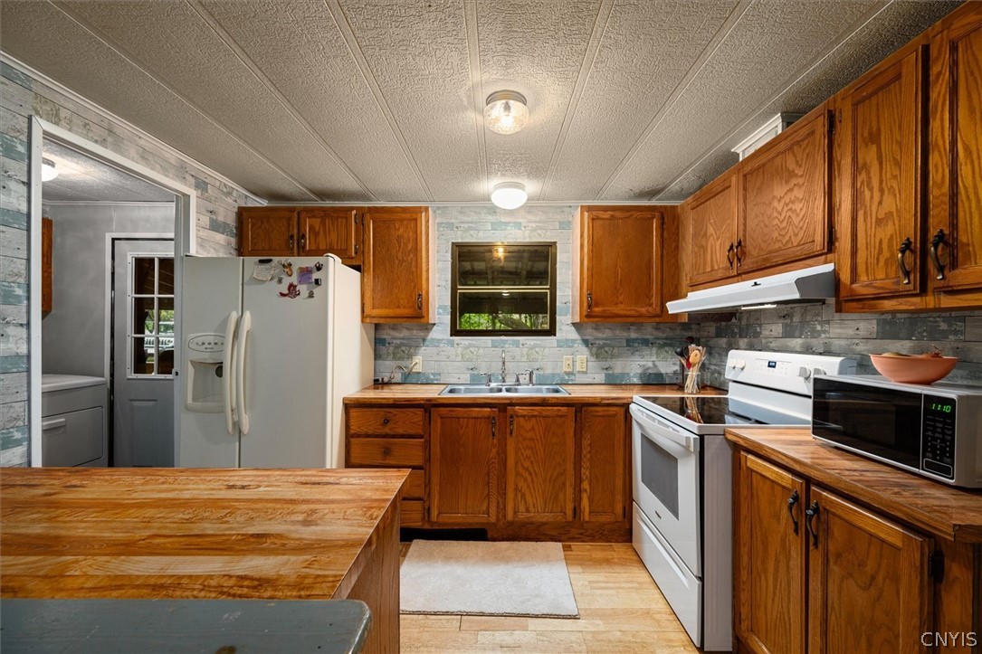 1018 S Road Forestport, NY 13338 - Photo 14 of 28
