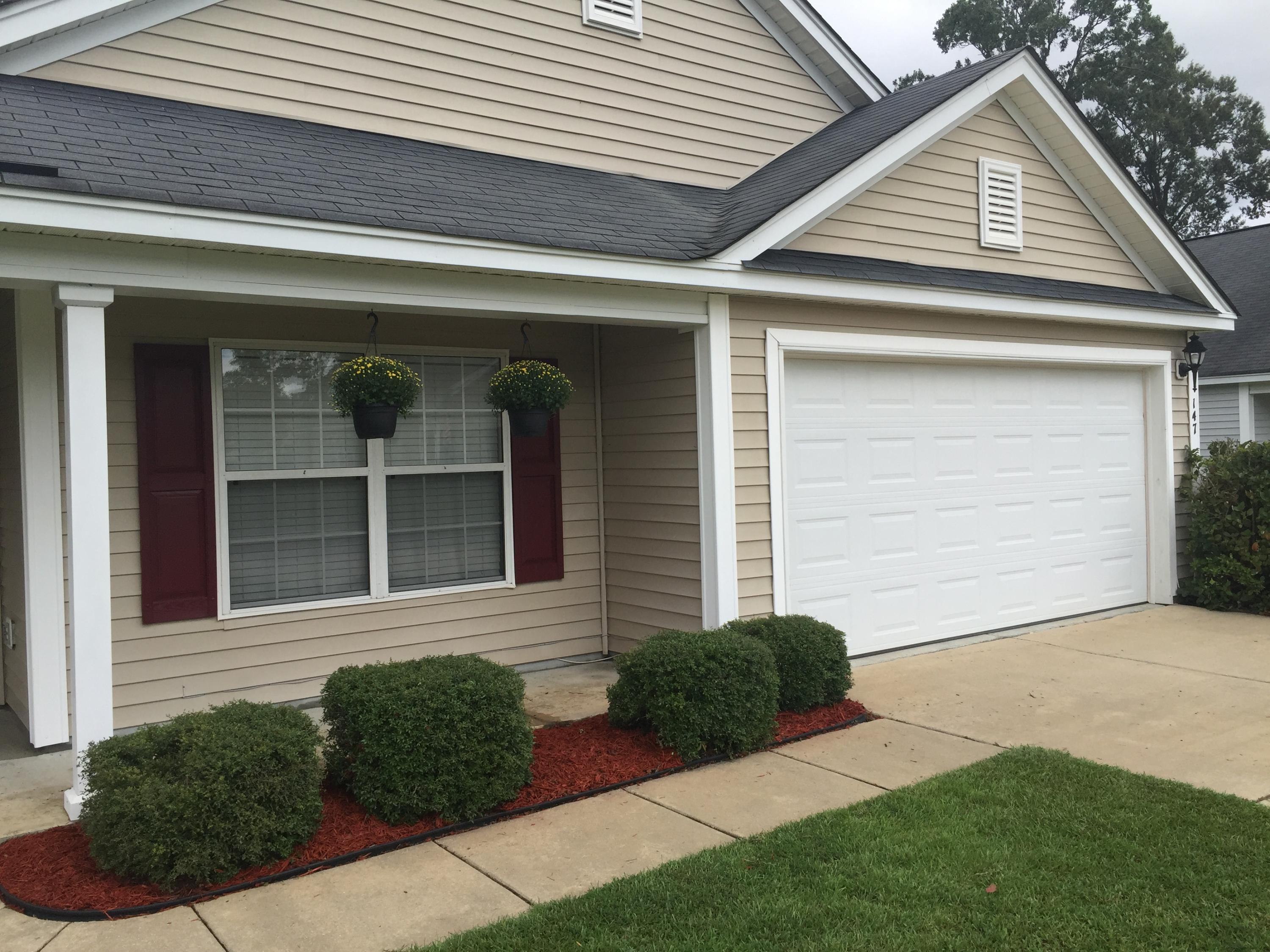 147 Thistle Road Goose Creek, SC 29445 - Photo 6 of 45 IMG_3533