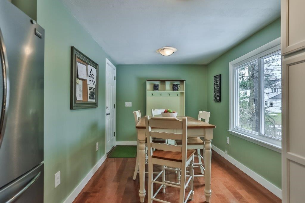 44 Mill Pond Road Durham, NH 03824 - Photo 12 of 40