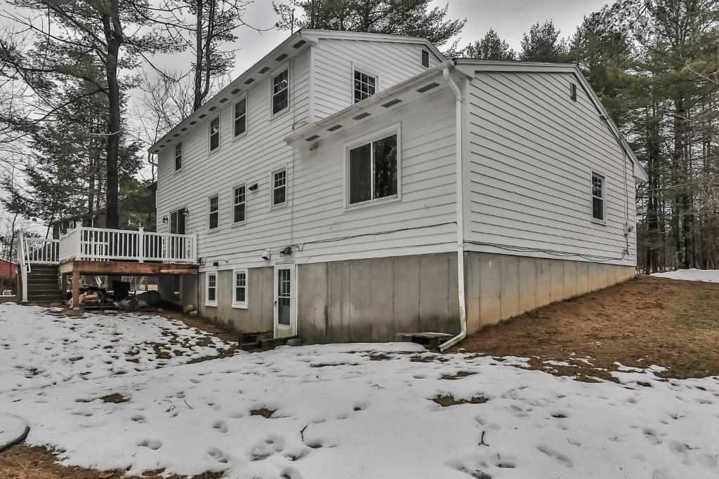44 Mill Pond Road Durham, NH 03824 - Photo 4 of 40