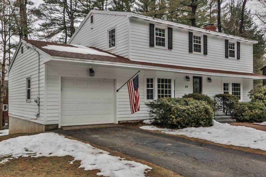 44 Mill Pond Road Durham, NH 03824 - Photo 6 of 40