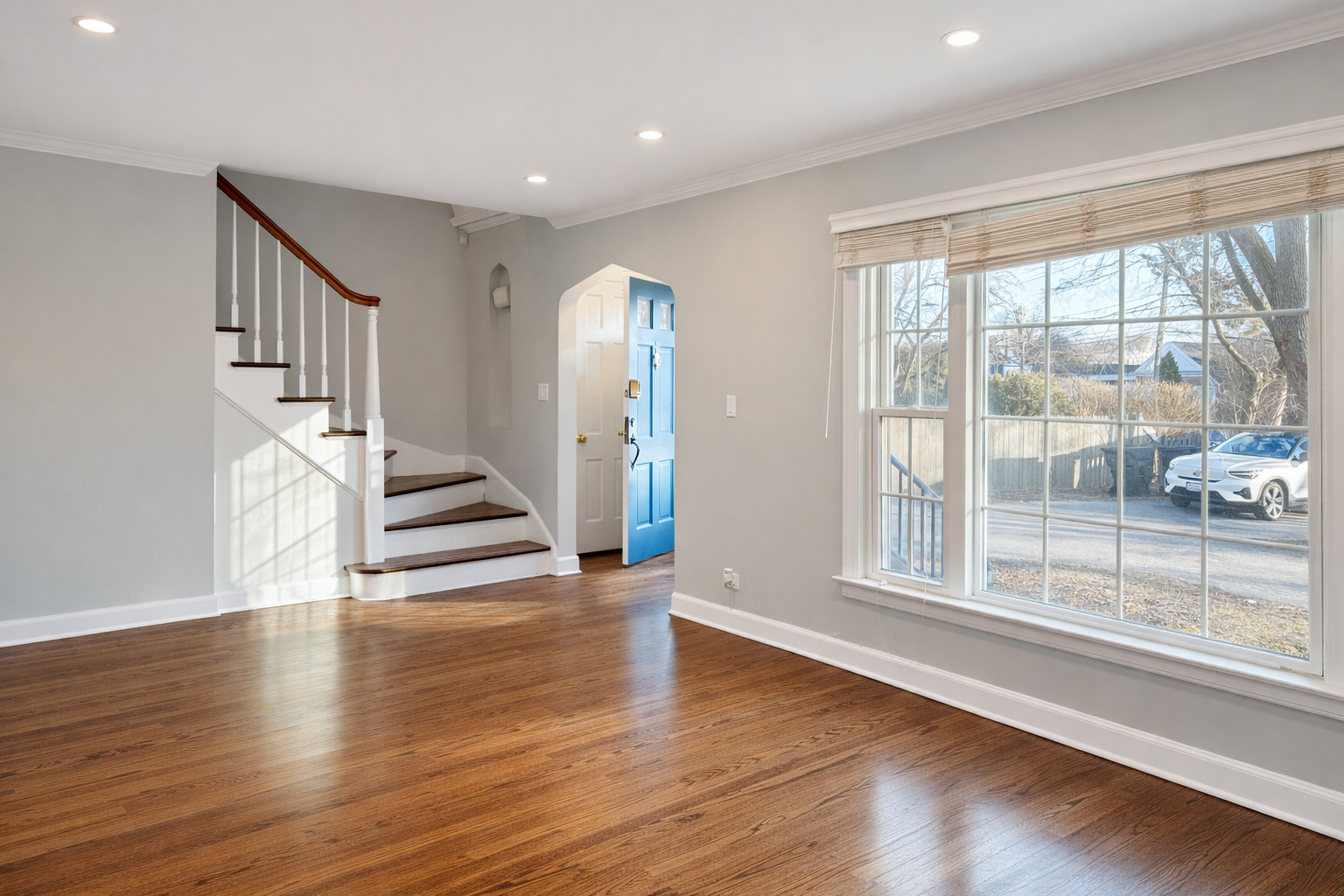 2727 Elgin Road Evanston, IL 60201 - Photo 3 of 11 a view of an entryway with wooden floor and door