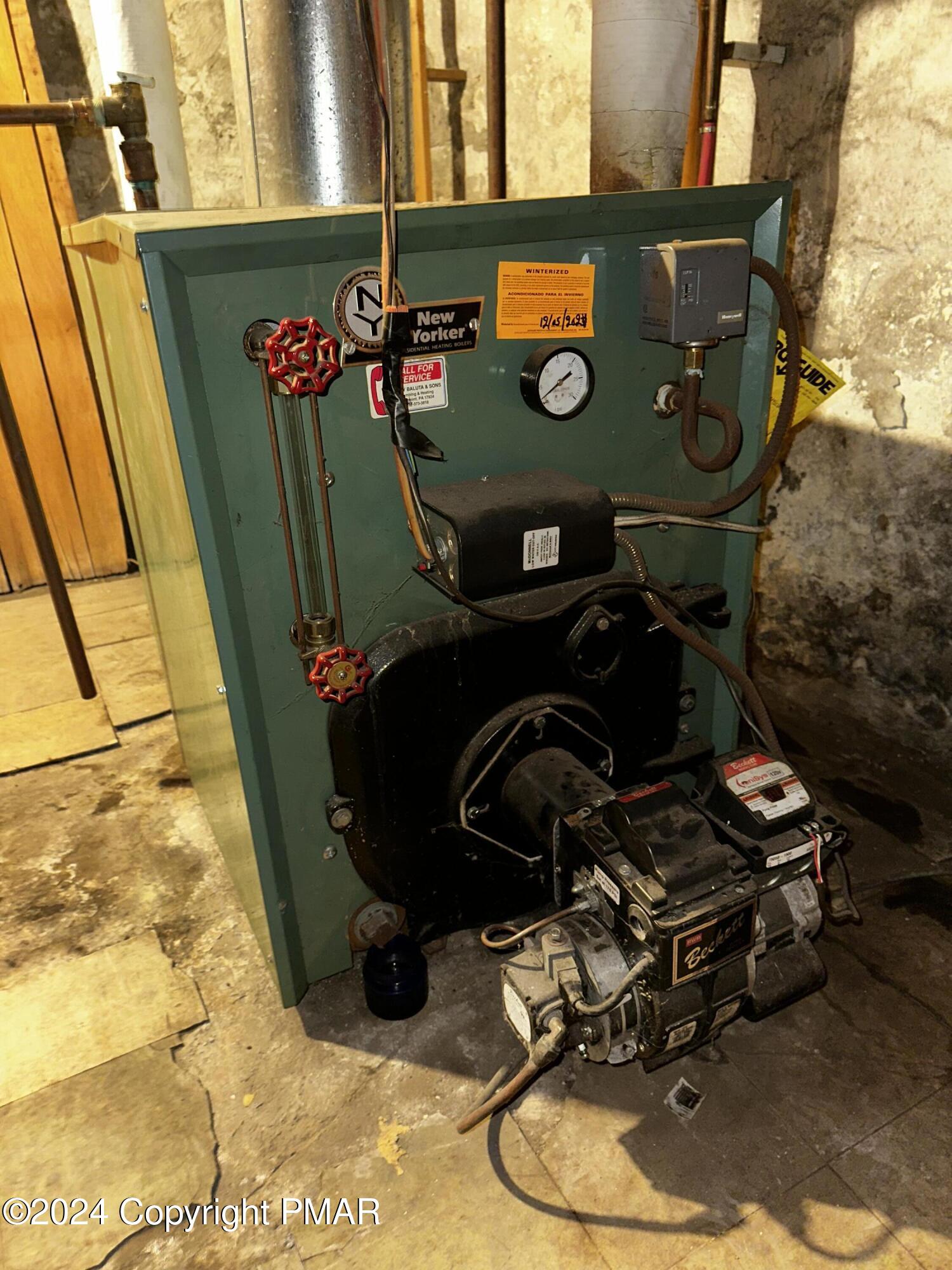308 South Beech Street Mount Carmel, PA 17851 - Photo 33 of 34 a room with musical instruments