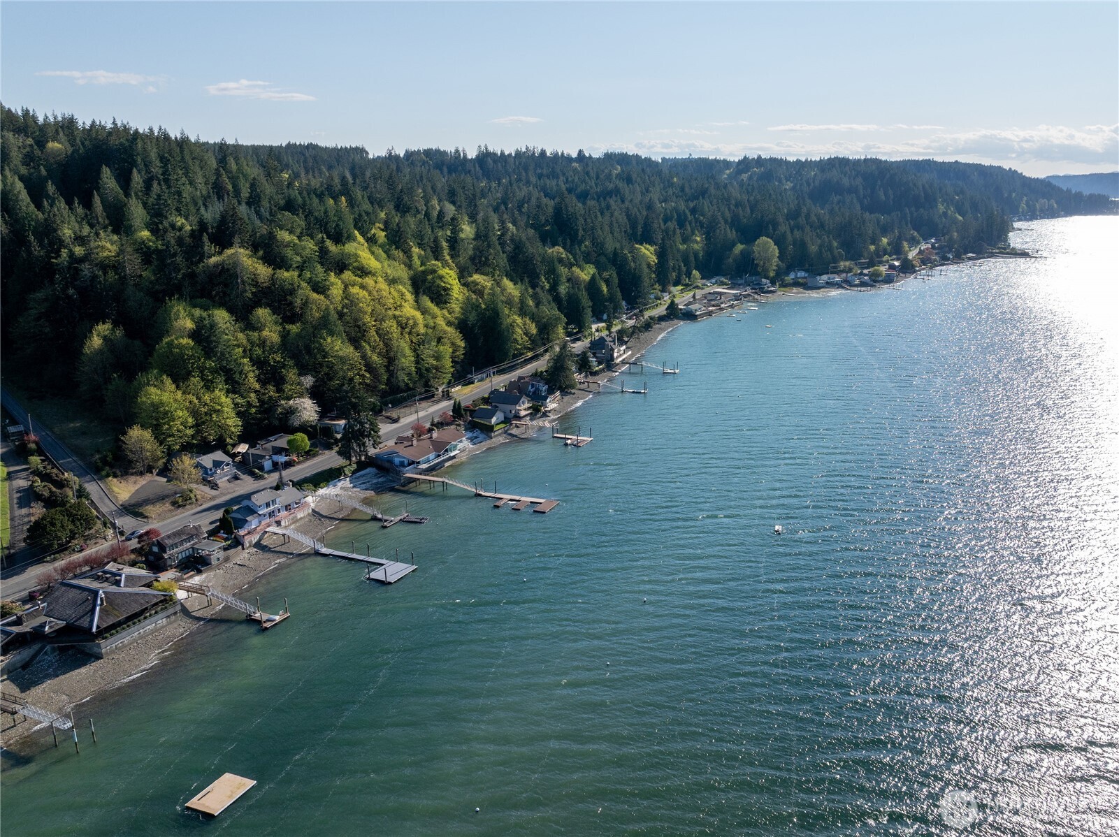 14191 Highway 106 Belfair, WA 98528 - Photo 2 of 40 a view of a street with a yard