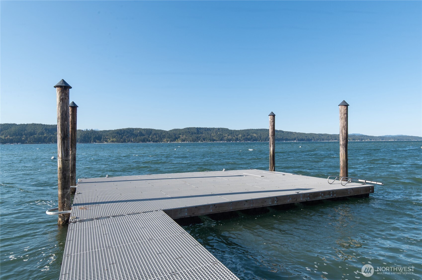 14191 Highway 106 Belfair, WA 98528 - Photo 37 of 40 a view of a lake with a ocean beach