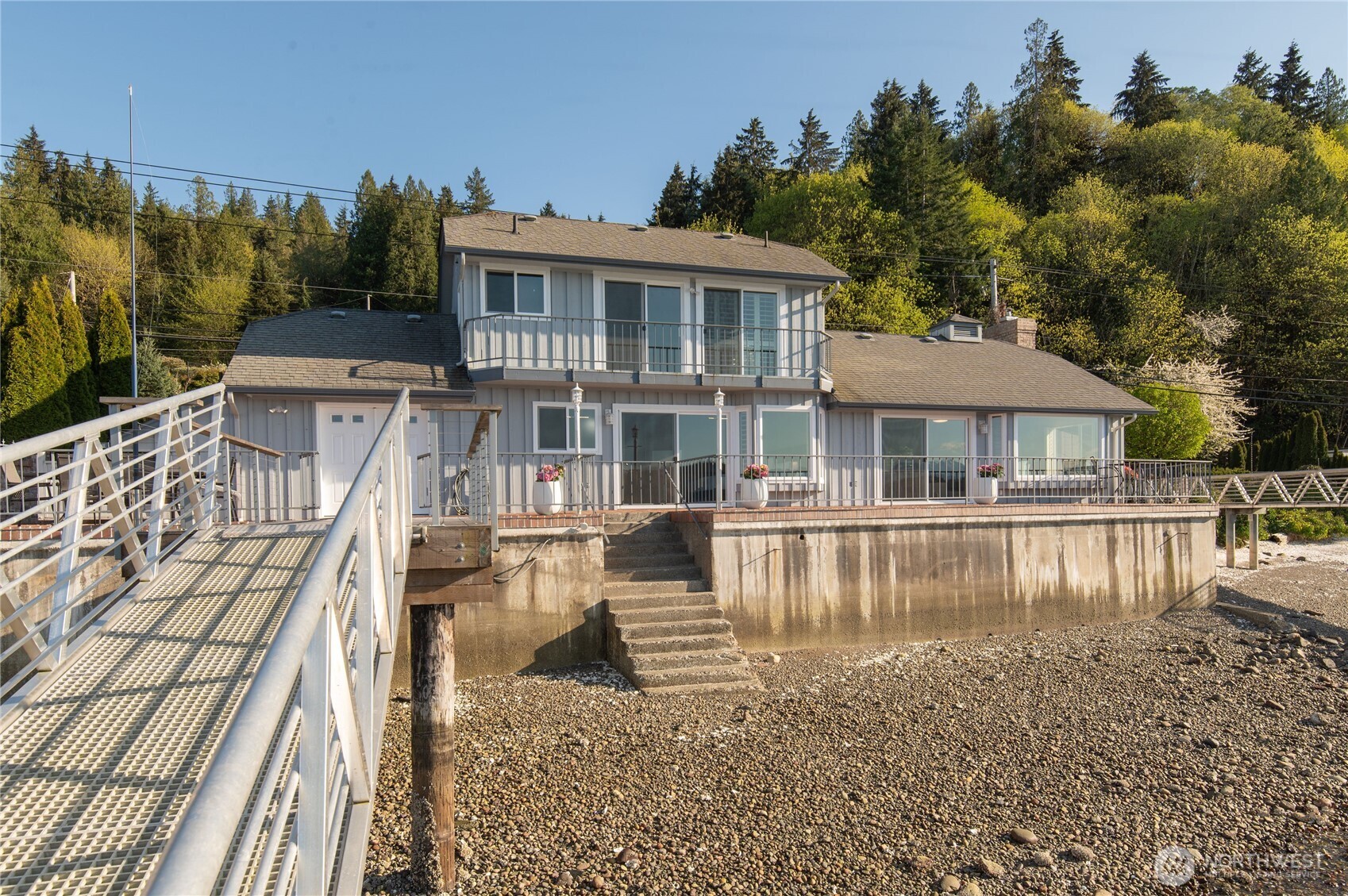 14191 Highway 106 Belfair, WA 98528 - Photo 40 of 40 a view of a house with pool yard and furniture