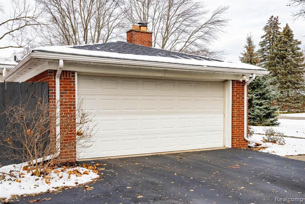 27815 Peppermill Road Farmington Hills, MI 48331 - Photo 23 of 30