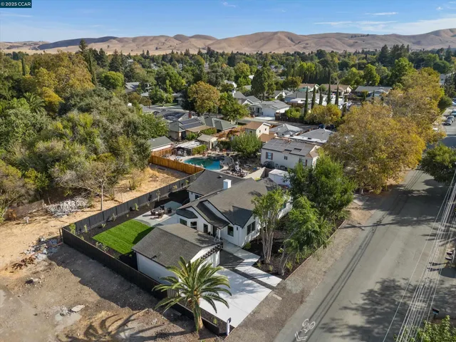 $375,000 | 1820 Scott Road, Concord, CA 94519