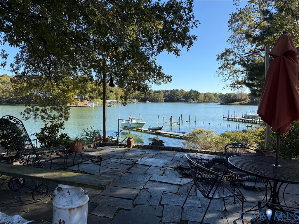 1686 Locust Grove Road Topping, VA 23169 - Photo 4 of 31