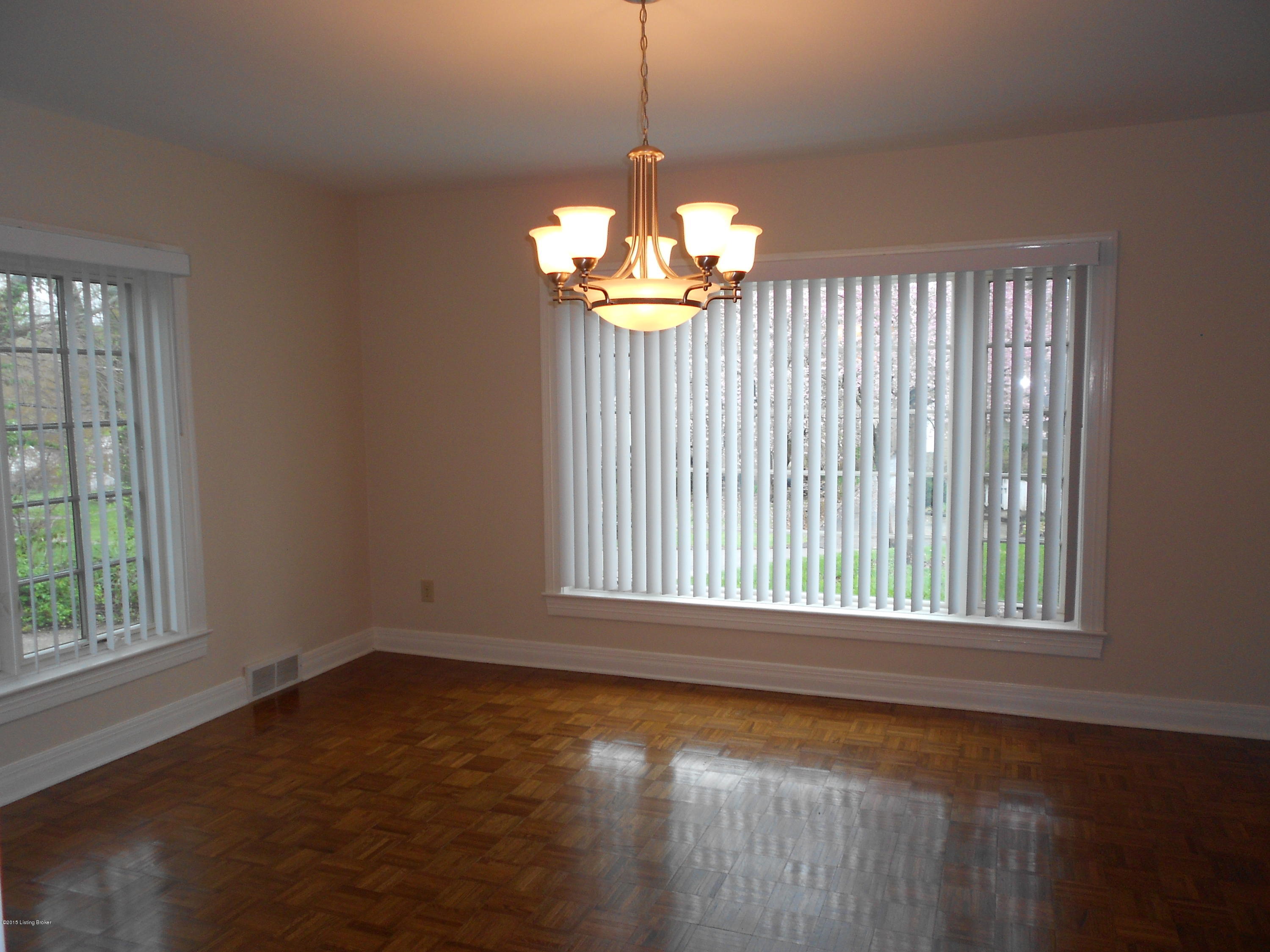 2238 Millvale Road Louisville, KY 40205 - Photo 4 of 15 DSCN0353