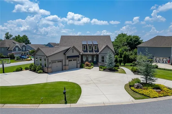 $929,900 | 5915 Fairway Park Lane, Jefferson, GA 30549