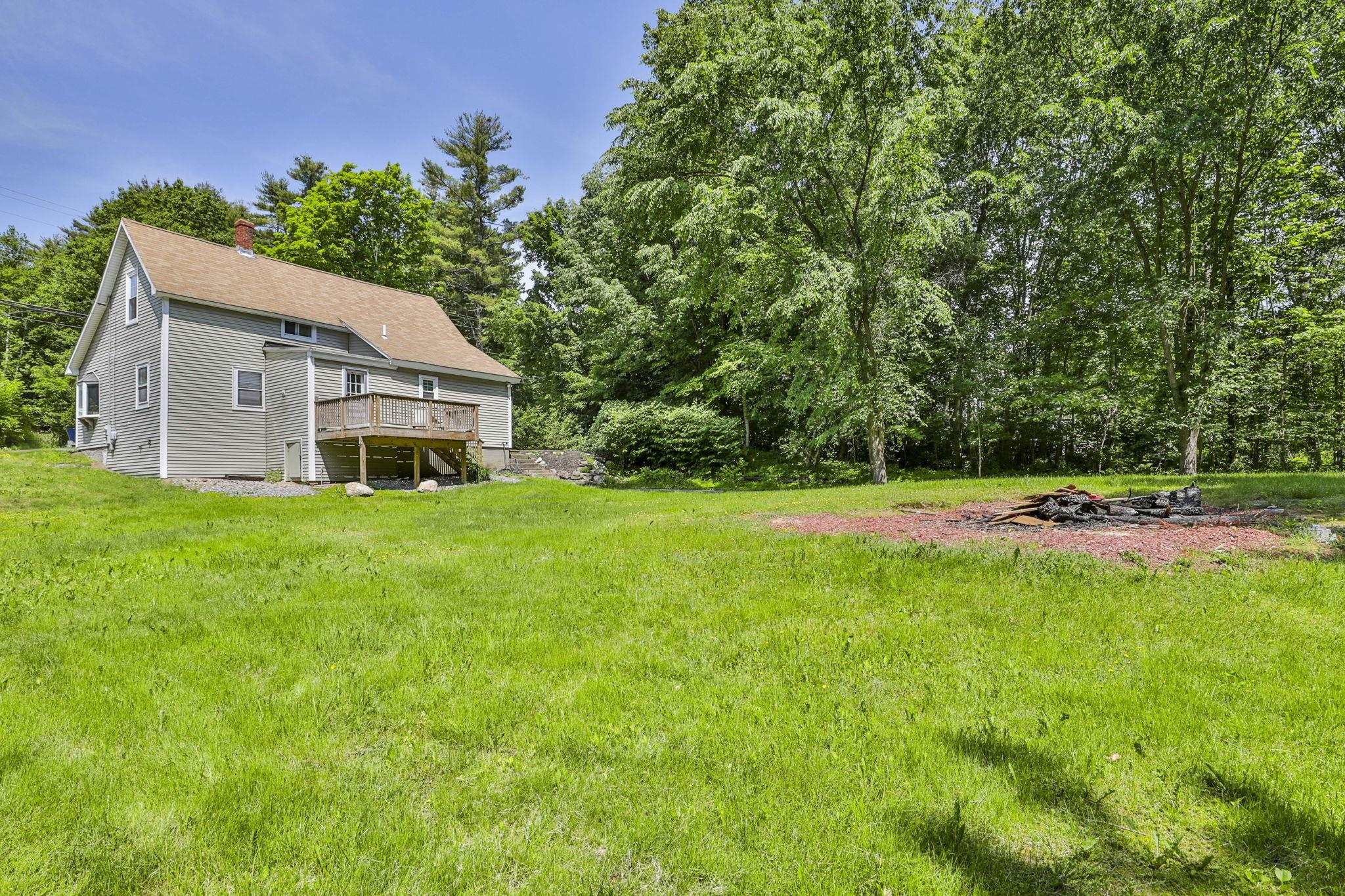8 Goffstown Back Road Goffstown, NH 03045 - Photo 19 of 27 Gallery Image 19