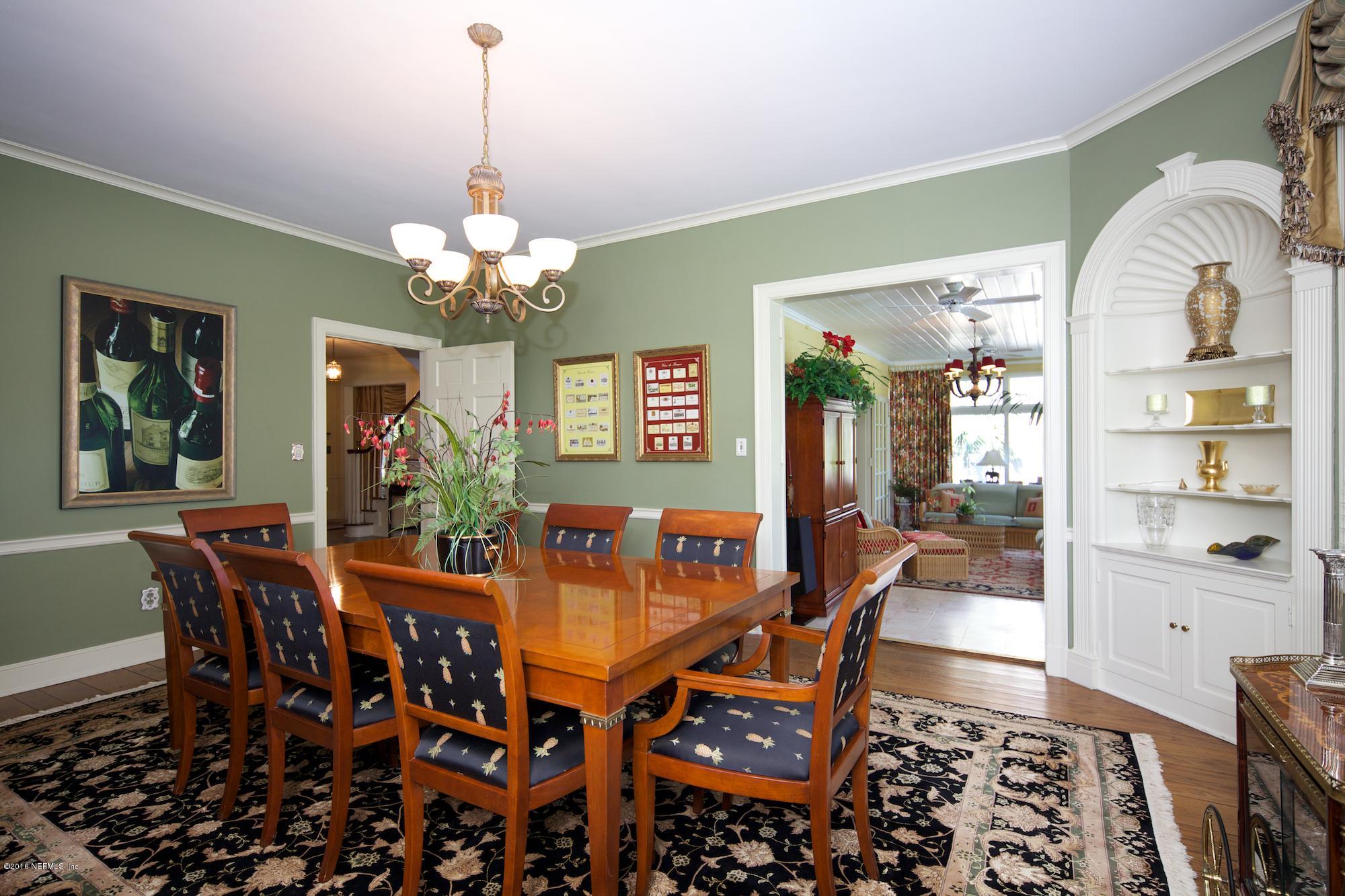 931 Brookwood Road Jacksonville, FL 32207 - Photo 17 of 73 Glimpse into Formal Dining Room