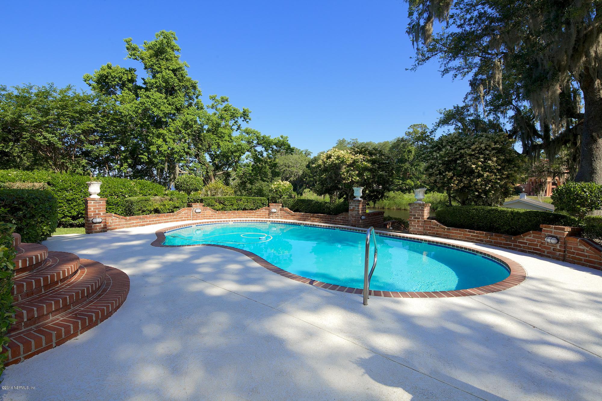 931 Brookwood Road Jacksonville, FL 32207 - Photo 25 of 73 Pool and Deck