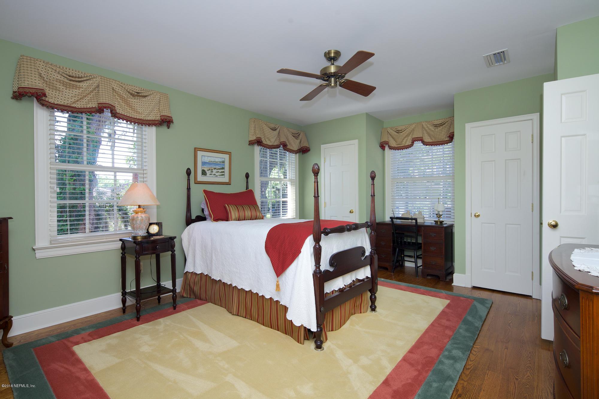 931 Brookwood Road Jacksonville, FL 32207 - Photo 34 of 73 Third Bedroom
