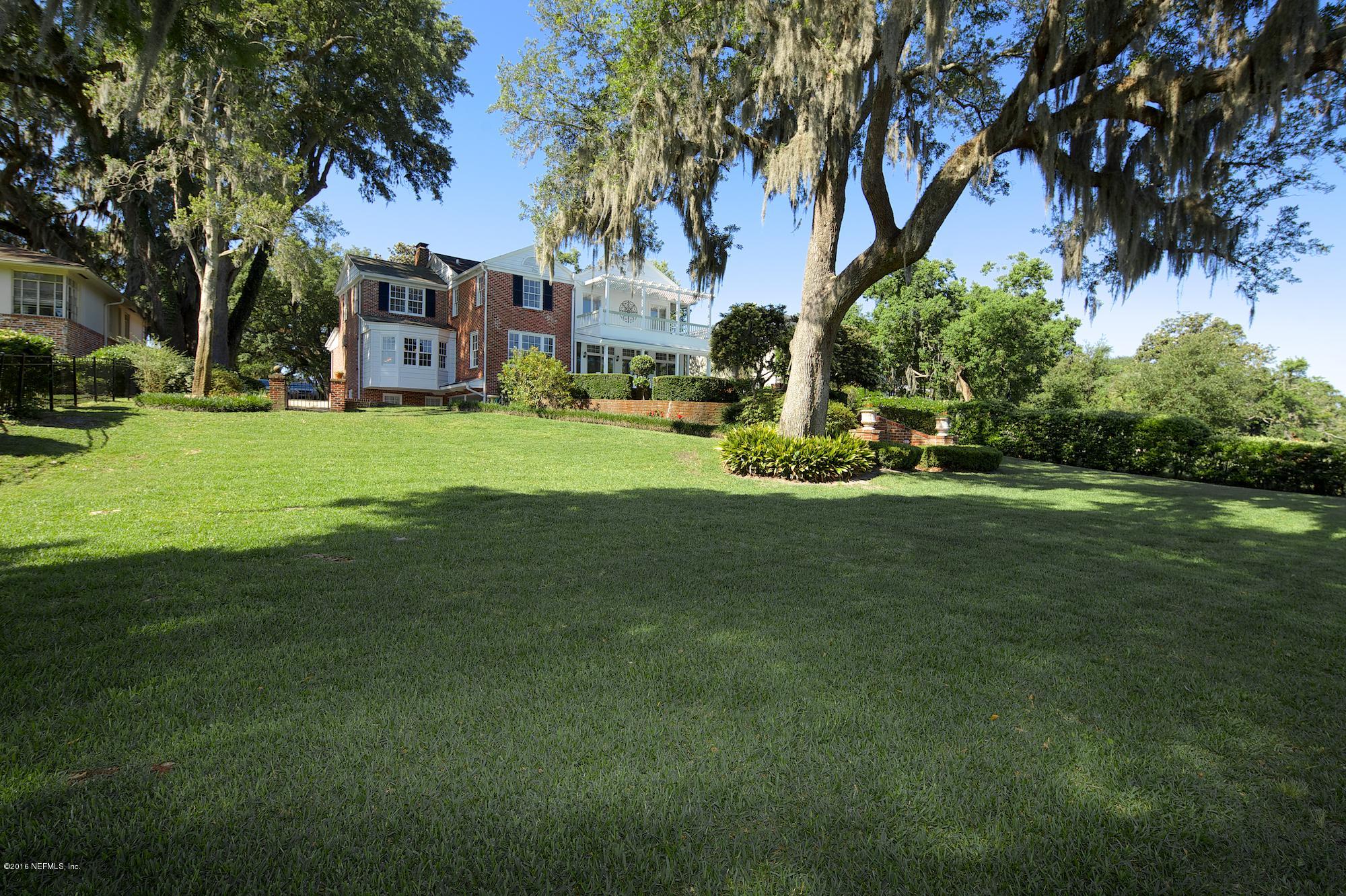 931 Brookwood Road Jacksonville, FL 32207 - Photo 51 of 73 Lawn and Back of Home