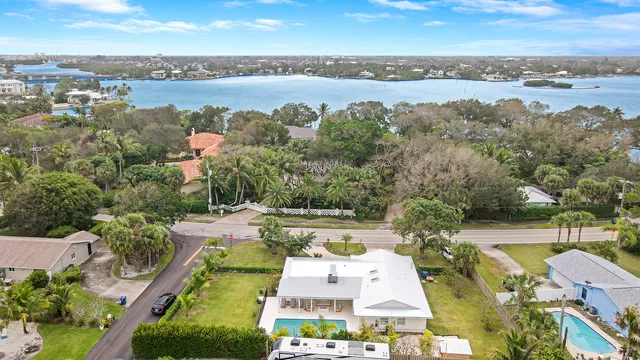 $11,900 | 9 West Riverside Drive, Jupiter, FL 33469