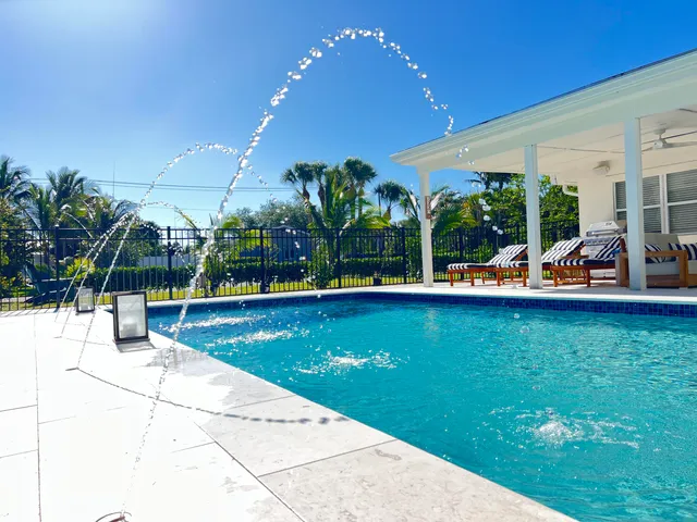 $11,900 | 9 West Riverside Drive, Jupiter, FL 33469