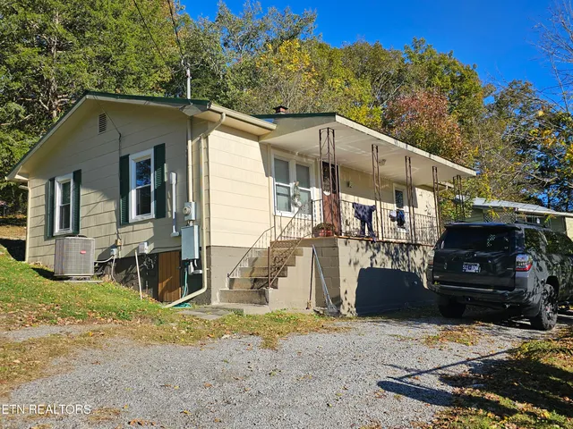 $229,700 | 133 Balfour Lane, Harrogate, TN 37752